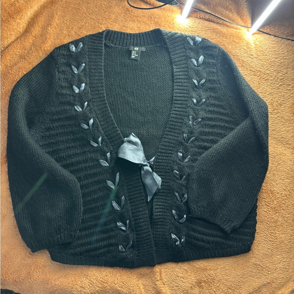 H&M Black Cropped Ribbon Bow Knit Cardigan